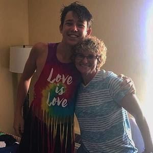 Meet your Posher, Noah